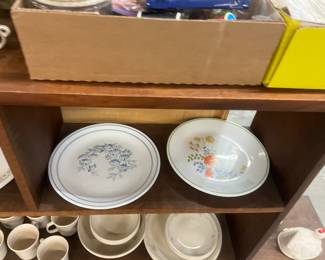 Corelle Colonial Mist Dinner Plate & Corelle Wildflower Dinner Plate