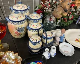 Certified Int'l Flora Collection by Pamela Gladding Canisters & Salt & Pepper Shakers in Stand