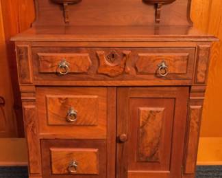 005 Antique Walnut WashStand Furniture with Backsplash