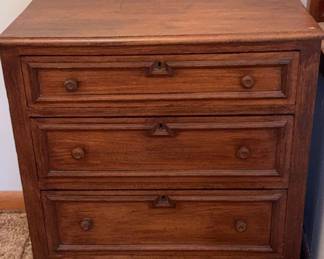 Antique Mahogany 3 Drawer Chest