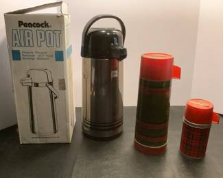 Aladdin Thermoses 2 Peacock Air Pot new