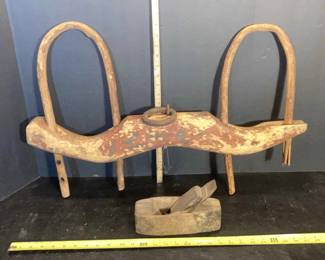 Primative Ox Yolk Antique Box Plane