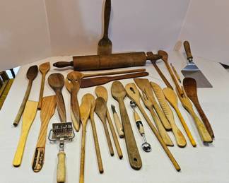 Wooden Kitchen Tools