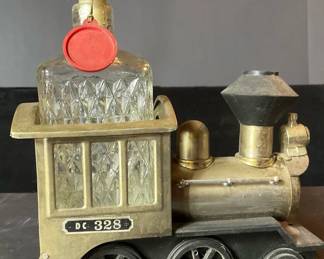 VTG DC 328 Locomotive Music Box