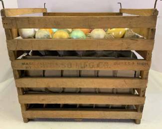 Owosso Mfg Wood Egg Crate With Ceramic Eggs