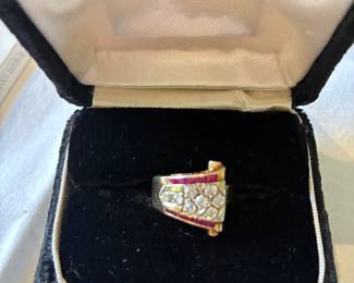 Beautiful Diamond and Ruby Ring