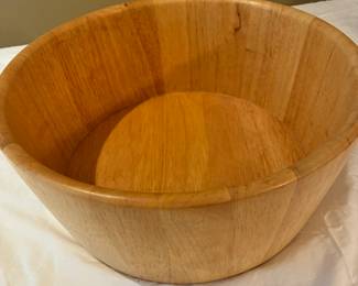 Very nice assortment of wooden bowls