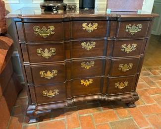 Ethan Allan, Cherry Block Chippendale style, 4- drawer chest