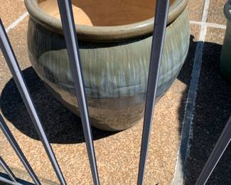 Very large heavy Planter