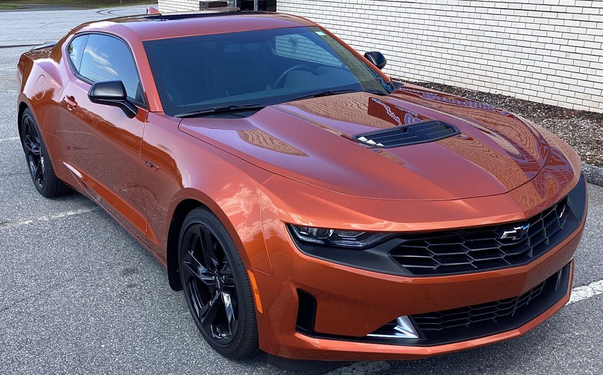 2022 Chevrolet CAMARO LT1 COUPE RS PACKAGE, VIN: 1g1ff1r75n0125087
Miles: 2899
Engine: 6.2 LITER DIRECT INJECTIO
Color: ORANGE METALLIC FLAKE
2022 CHEVROLET CAMARO LT1 RS COUPE 6.2 LITER V8 ENGINE, 455hp, 10 SPEED AUTOMATIC TRANSMISSION, LEATHER INTERIOR, CAR IS IN SHOW ROOM CONDITION