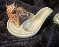 Wade Dog Pipe Stand