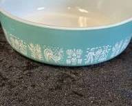 Vintage Pyrex Amish Butterprint