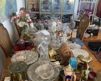 17 Linden Estate Sales