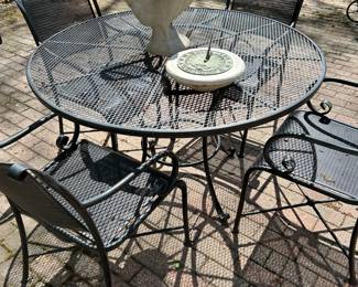 Great Table 4 chairs & Bench & Cart & Lounge chair It's time