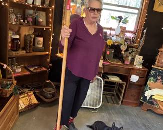 Who dat gal ready to rake some potatoes?