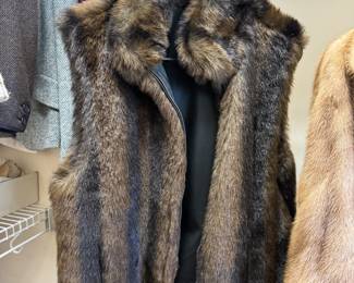 Fur vest