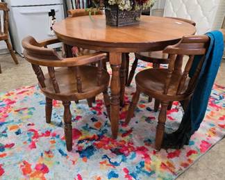 Oak dining table with 6 chairs