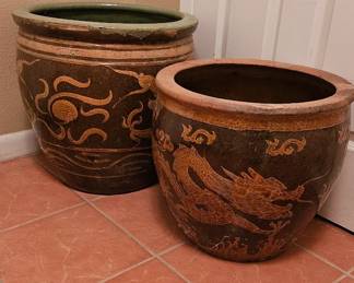 Vintage Chinese egg pots / planters