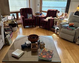 cottage style coffee table
