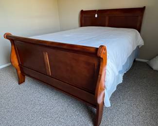 Queen size bed