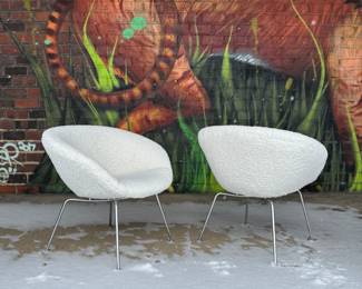 fritz Hansen chairs 
