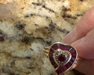 14 k gold Le Vian Garnet ring