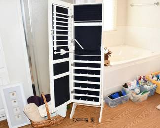 393Bathroom A