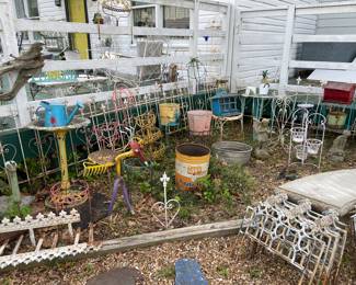 Outdoor decor items