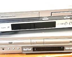 102. JVC DVD/Video/CD Digital Direct Progressive Scan
103. Sony DVD Player Video Cassette Recorder SLV-D300P