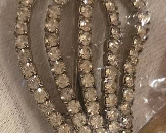 Vintage Rhinestone brooch 