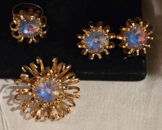 Vintage Sarah Coventry Jewelry set