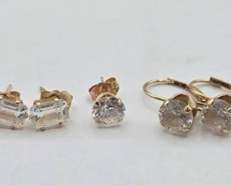 754  5 14k Gold and Rhinestone Earrings, 3.79g 