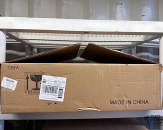 4566  NEW Light Fixture 