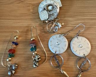 Jewelry! TONS of Earrings, Necklaces, Bracelets and Brooches!