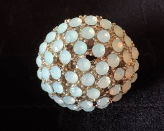 Jewelry! TONS of Earrings, Necklaces, Bracelets and Brooches!