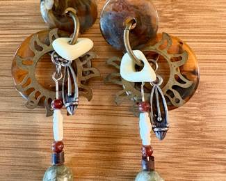 Jewelry! TONS of Earrings, Necklaces, Bracelets and Brooches!