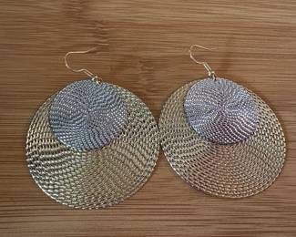 Jewelry! TONS of Earrings, Necklaces, Bracelets and Brooches!