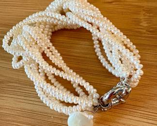 Jewelry! TONS of Earrings, Necklaces, Bracelets and Brooches!