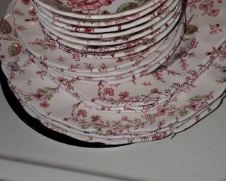 Johnson Bros, Rose Chintz (small set)