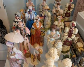 Avon Figurnies