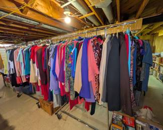Tons of Women's Clothing