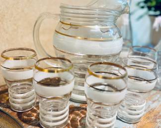 Vintage Lemonade Set. Pitcher and 5 glasses.