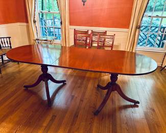 American Mahogany Double Pedestal Oval Table with satinwood inlay. C.1870 90L w/2 leaves, 36W x 29H.