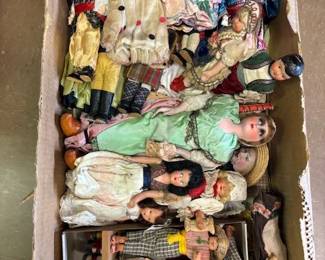 assorted early dolls 
