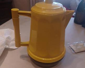 Vintage Mirro electric coffee pot