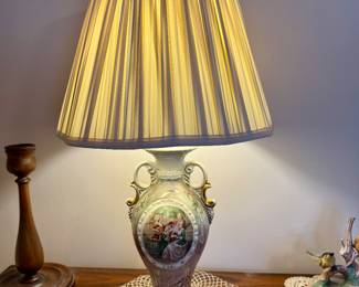 Item #19 Victorian Lamp $18