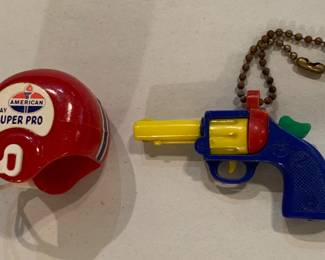 American gas station Play Super Pro mini toy football helmet — Roy Rogers’ toy puzzle gun