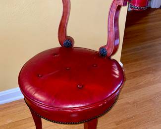 Cockfighting Chair