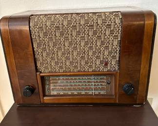 Vintage radio