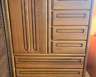 Wood dresser